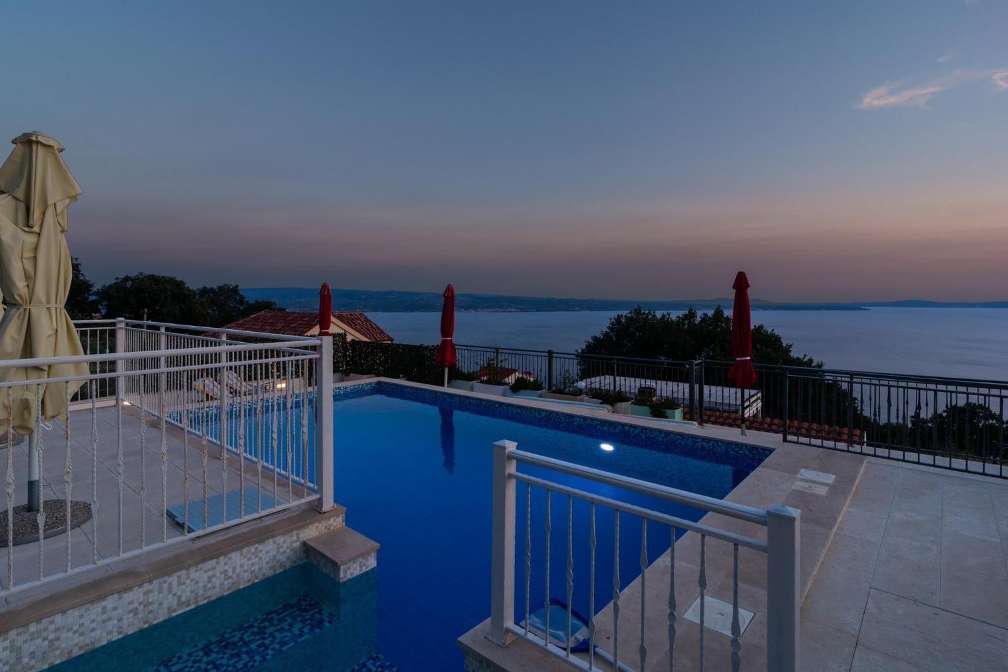 Villa Kuca Za Odmor R&A Podstrana Esterno foto